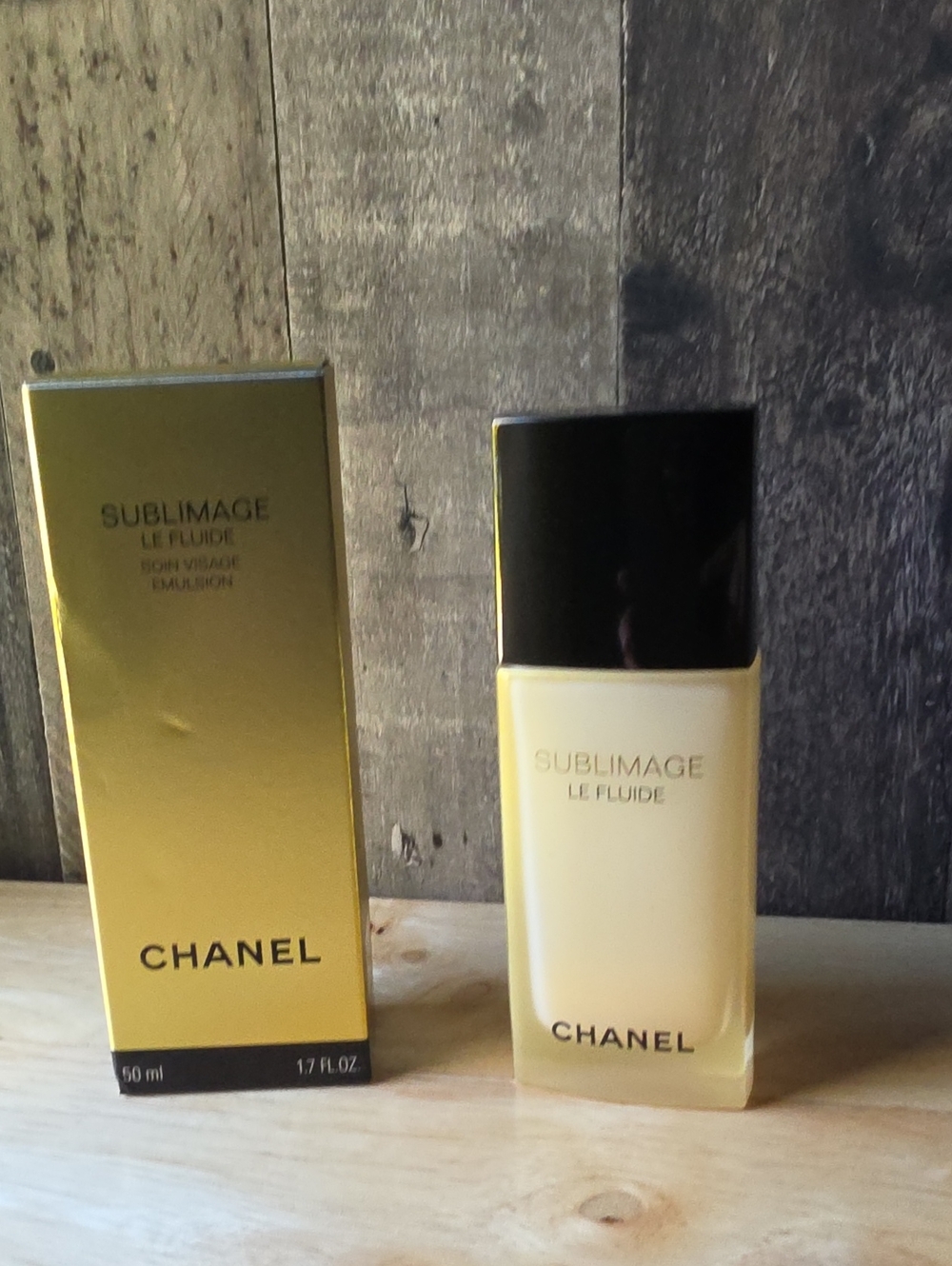 CHANEL Sublimage Le Fluide Cream Foundation